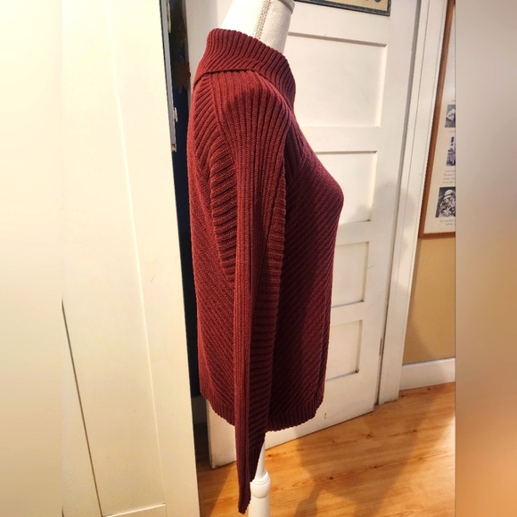 United States Sweaters for Women - Picture 6 of 12